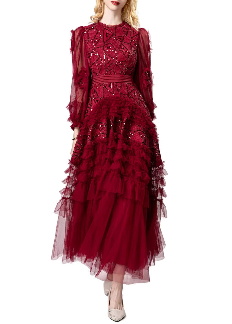 فستان من التول المطرز مع تنورة بكشكشة متعددة الطبقات – أورورا