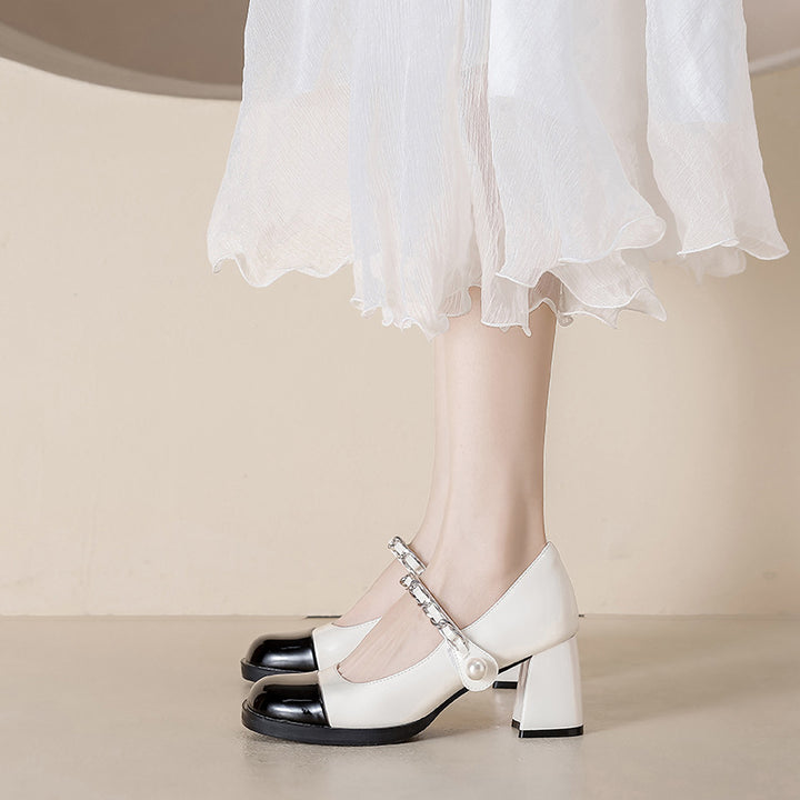 two-tone block-heel pumps with pearl chain strap – VÉRAXA