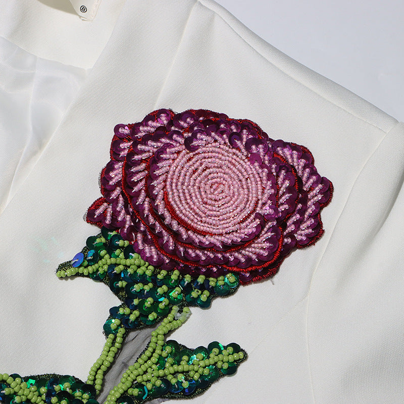 سترة مصممة خصيصًا مع تطريز وردي بالترتر – روزابيلكس