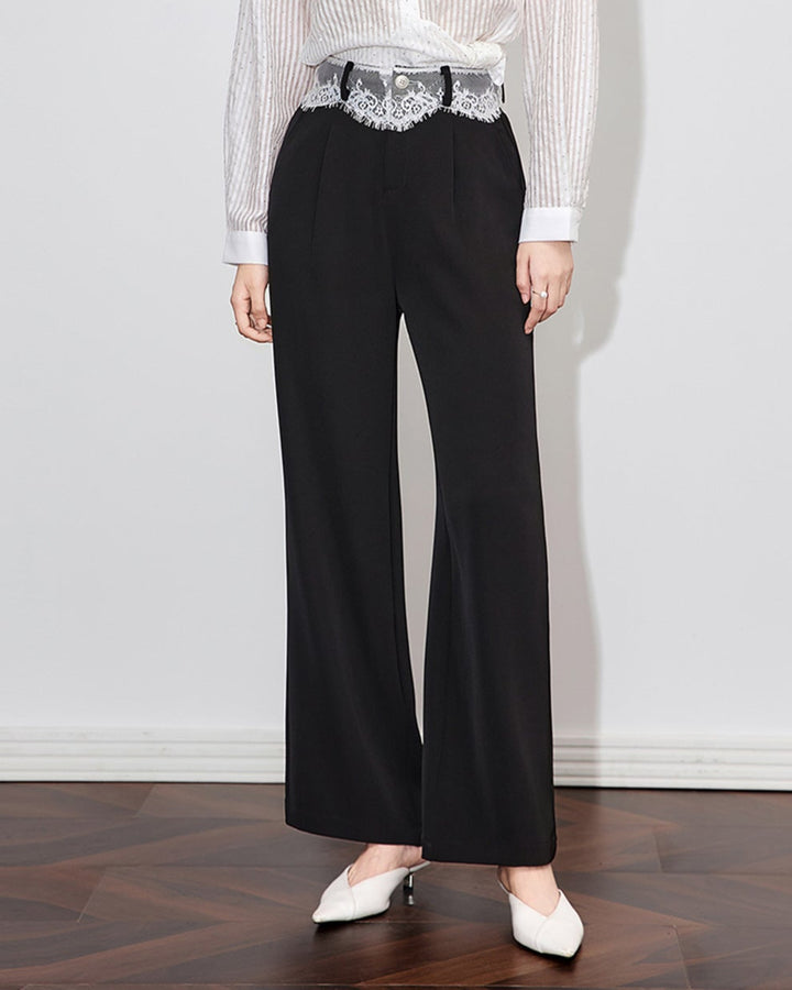 Kurzärmeliges Midikleid mit 3D-Blumenapplikationen - BLOOMIQ 