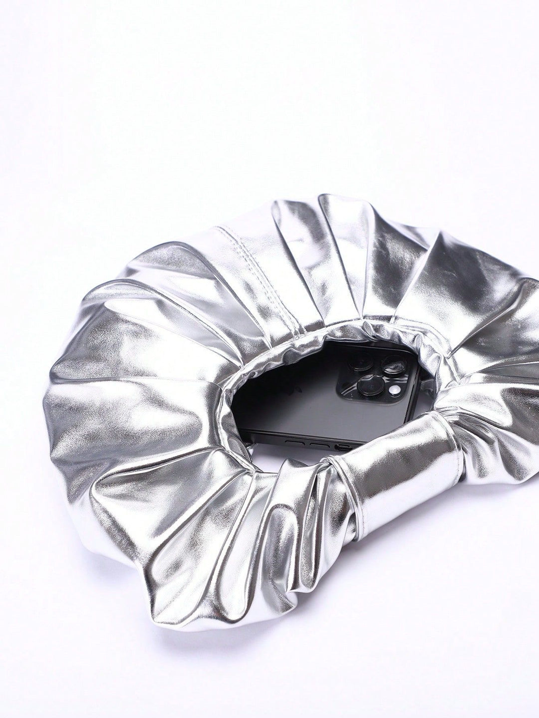 metallic ruched handle bag with circular silhouette – NOVANVI