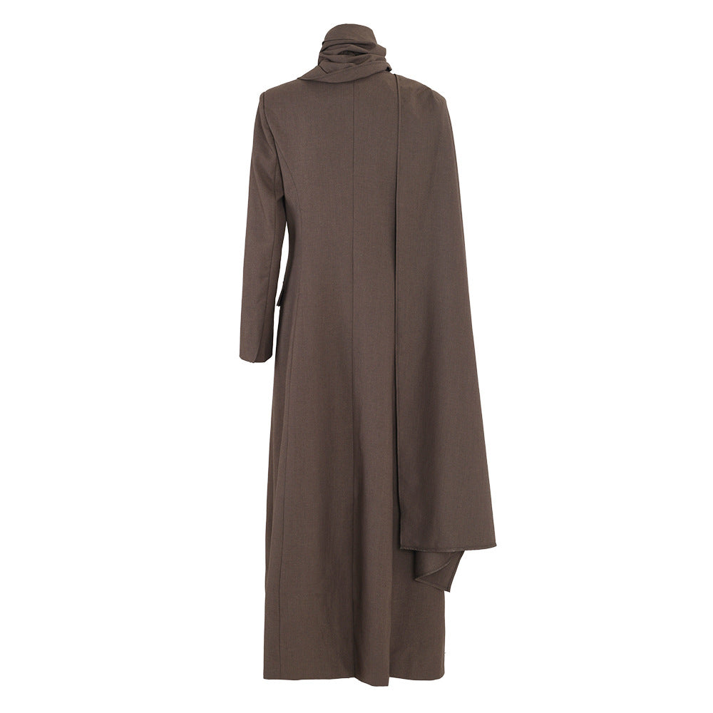 معطف طويل مصمم خصيصاً بتفاصيل وشاح منسدل - فيلورا