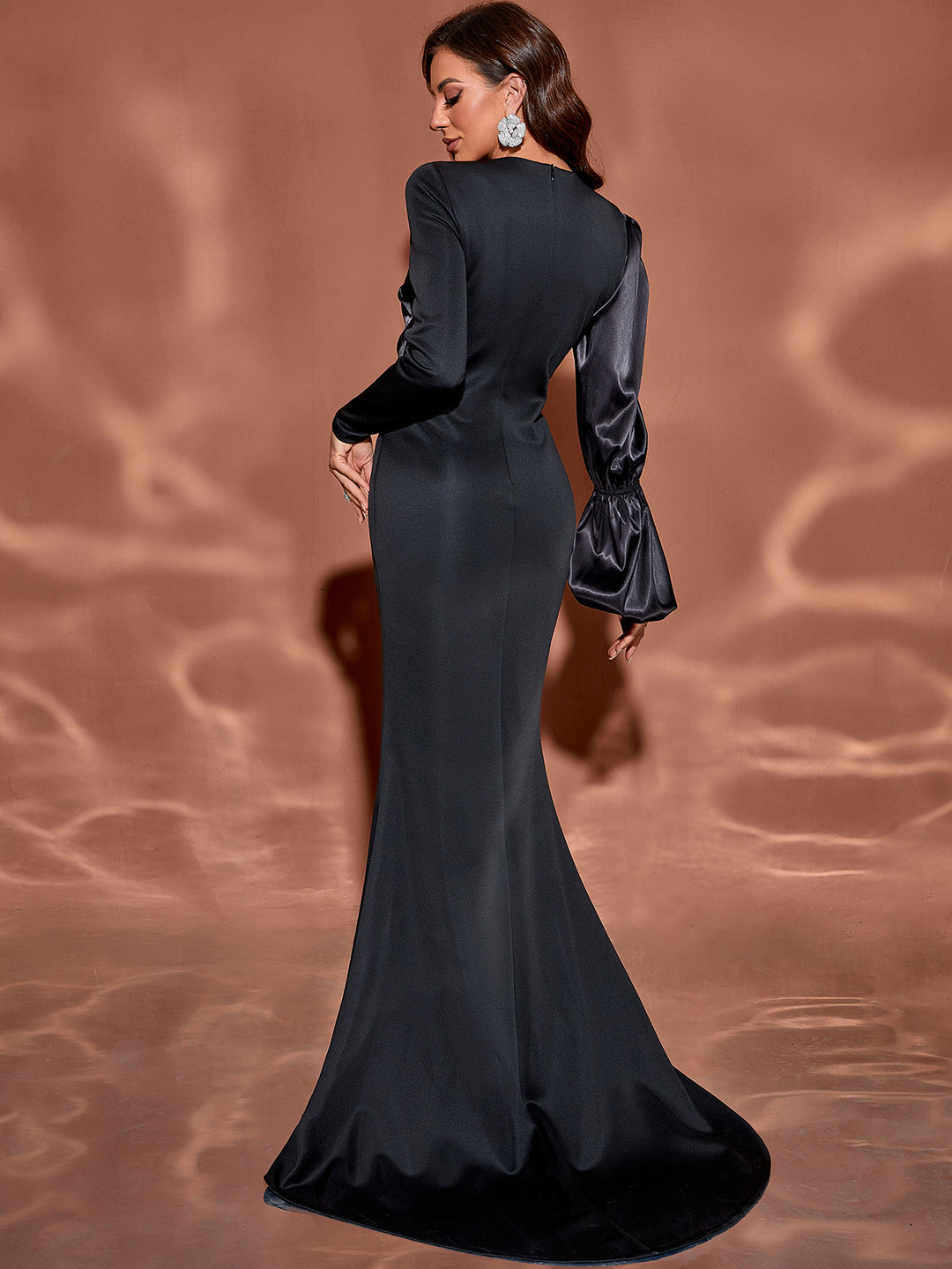 Haut à manches évasées plissées et ensemble jupe longue avec ceinture à la taille – Rosiny 