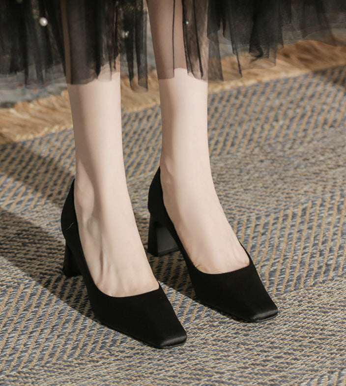 Haut à manches évasées plissées et ensemble jupe longue avec ceinture à la taille – Rosiny 