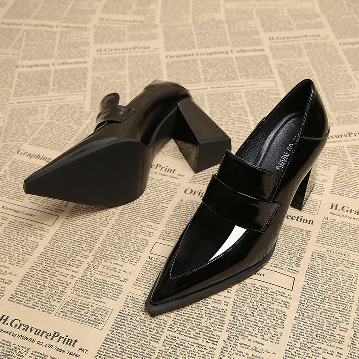pointed-toe block heels with glossy strap - SIENARTI