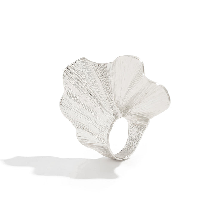 أقراط أذن مرصعة بأوراق المينا – أوريا