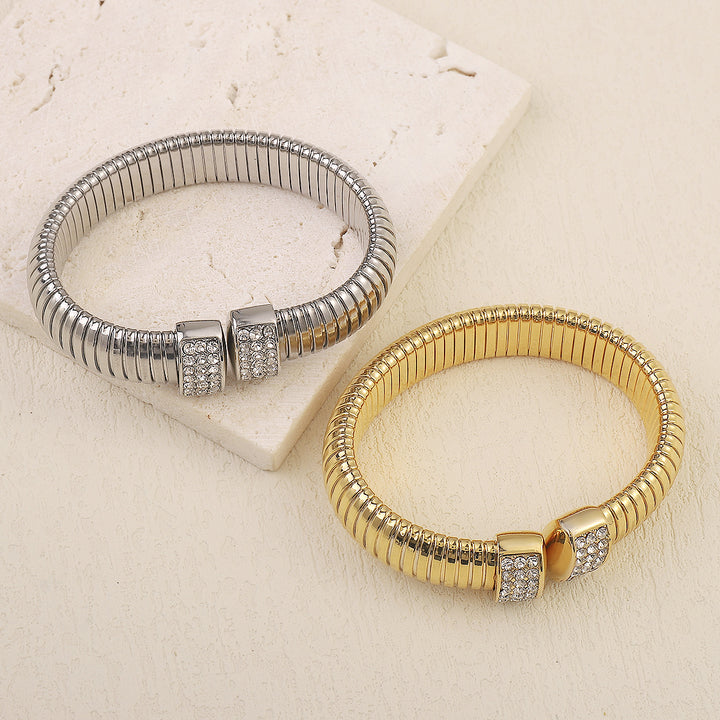 ribbed cuff bracelet with pavé crystal tips – NOVAXI