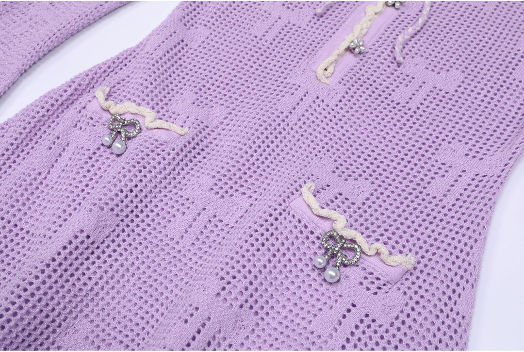 فستان كروشيه بأكمام واسعة وفتحة رقبة على شكل ربطة عنق – سيلينرتا