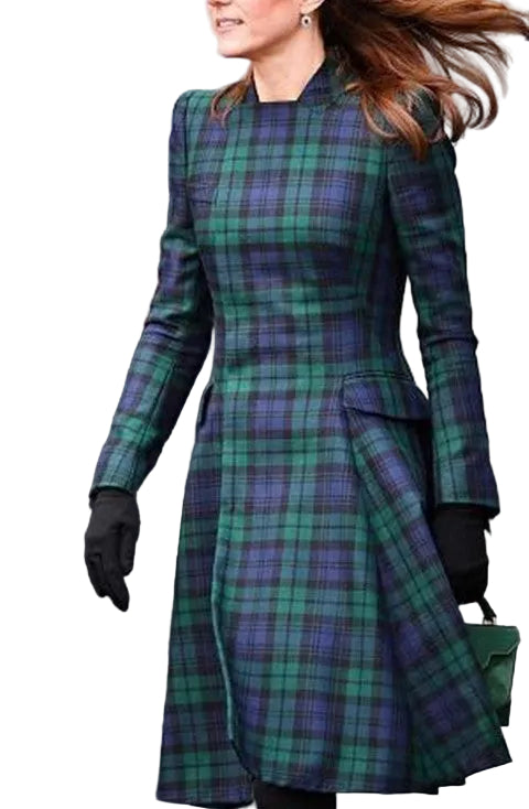 طقم مكون من بلوزة قصيرة وتنورة طويلة من الدانتيل الزهري - أزرق سماوي