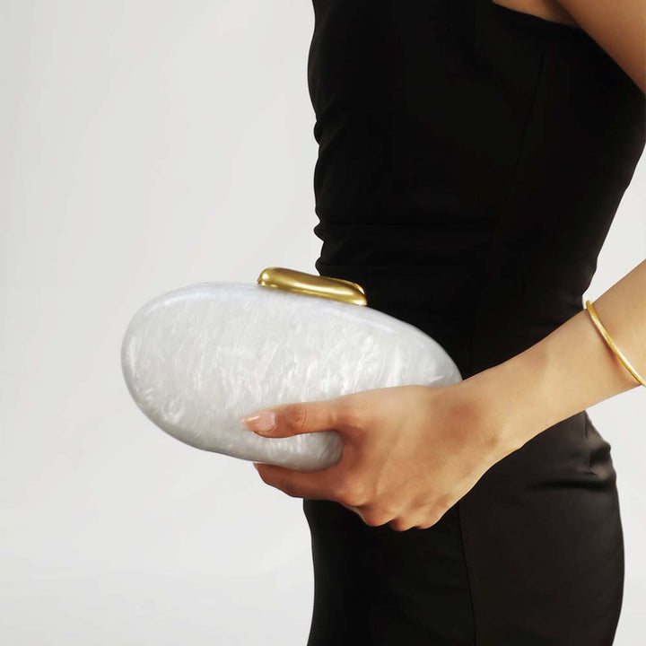 oval acrylic clutch with marble texture – CELESNEK