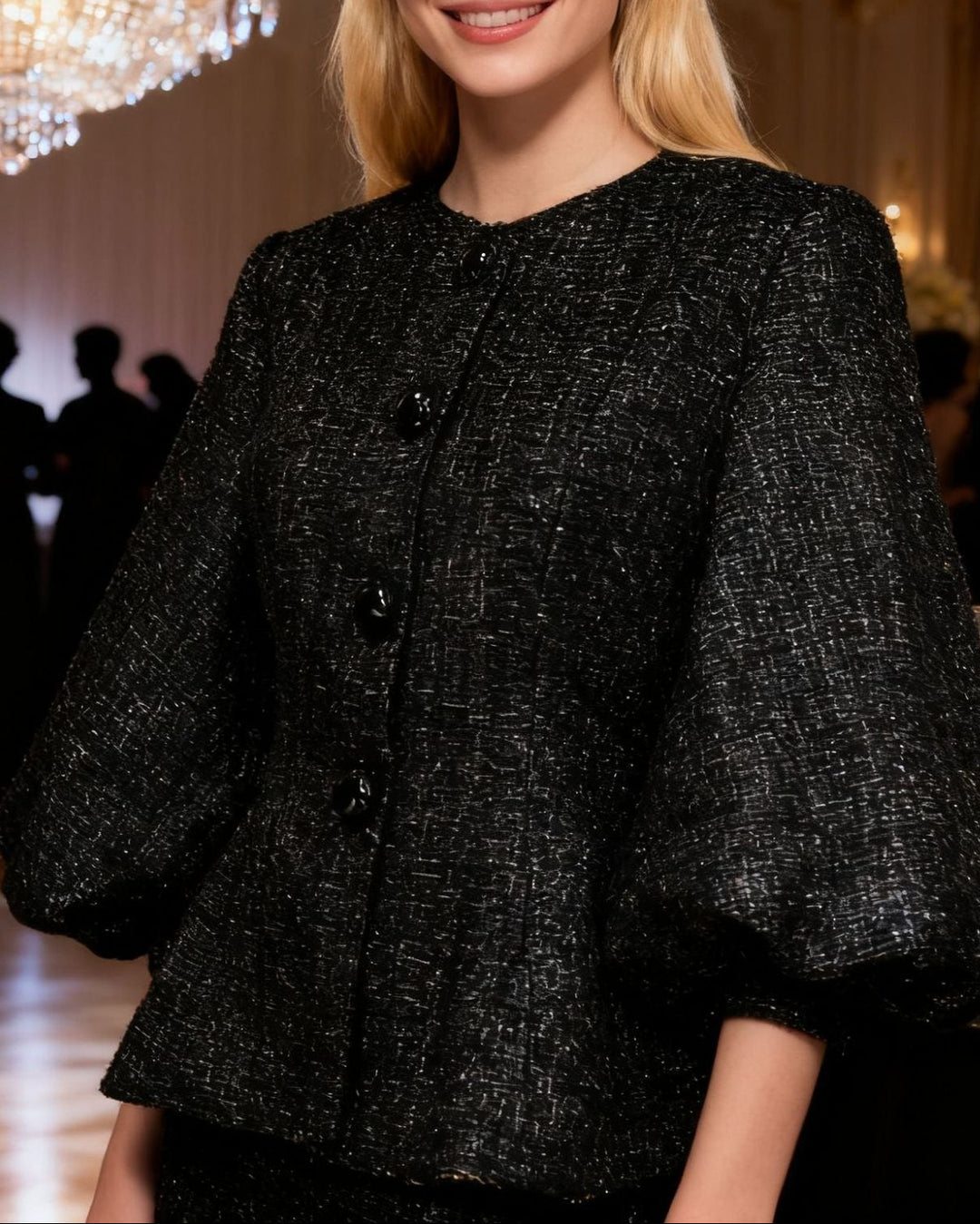 Haut à manches évasées plissées et ensemble jupe longue avec ceinture à la taille – Rosiny 