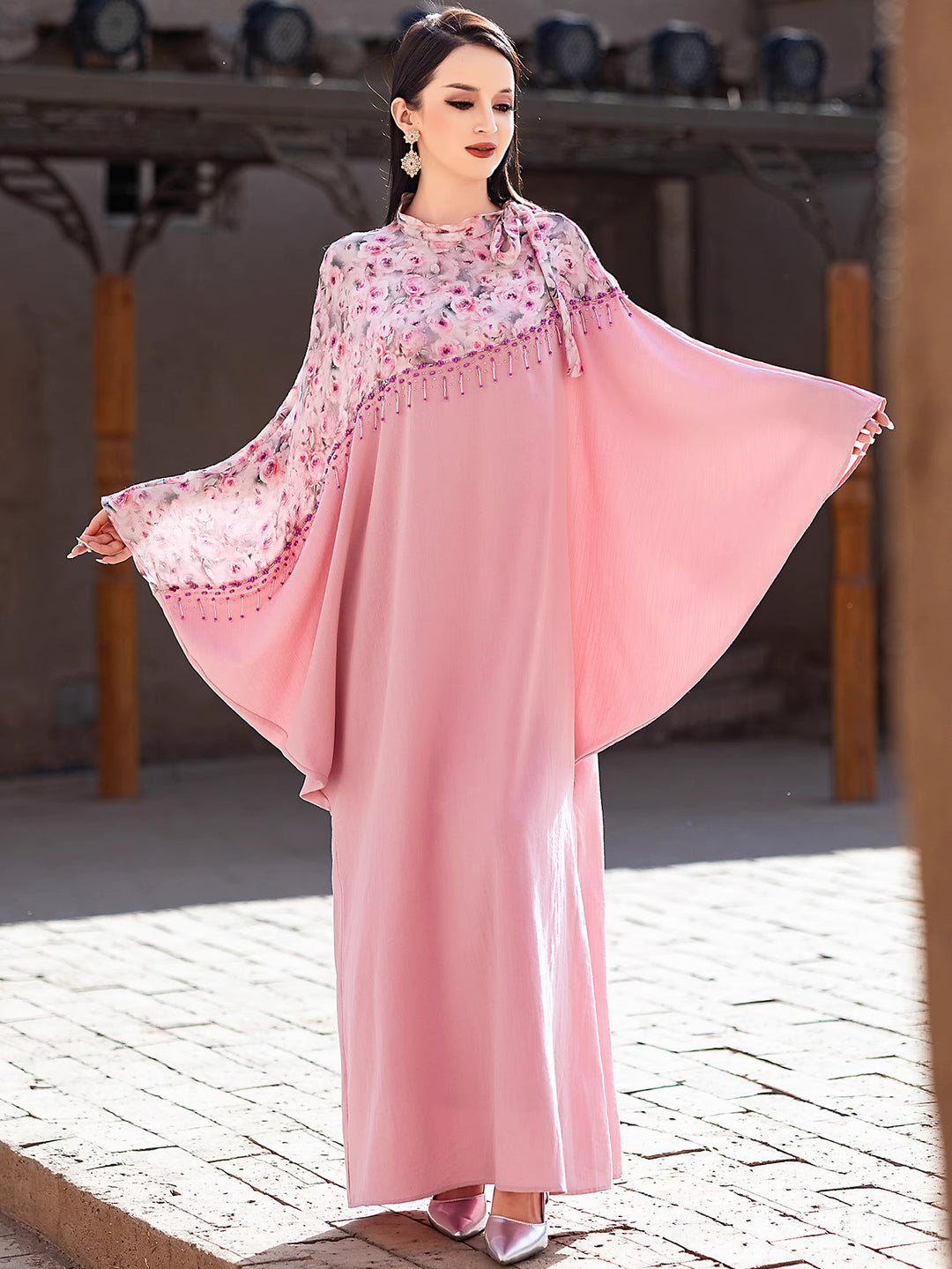 costume évasé sur mesure avec manches bouffantes en satin – VALENCIA 