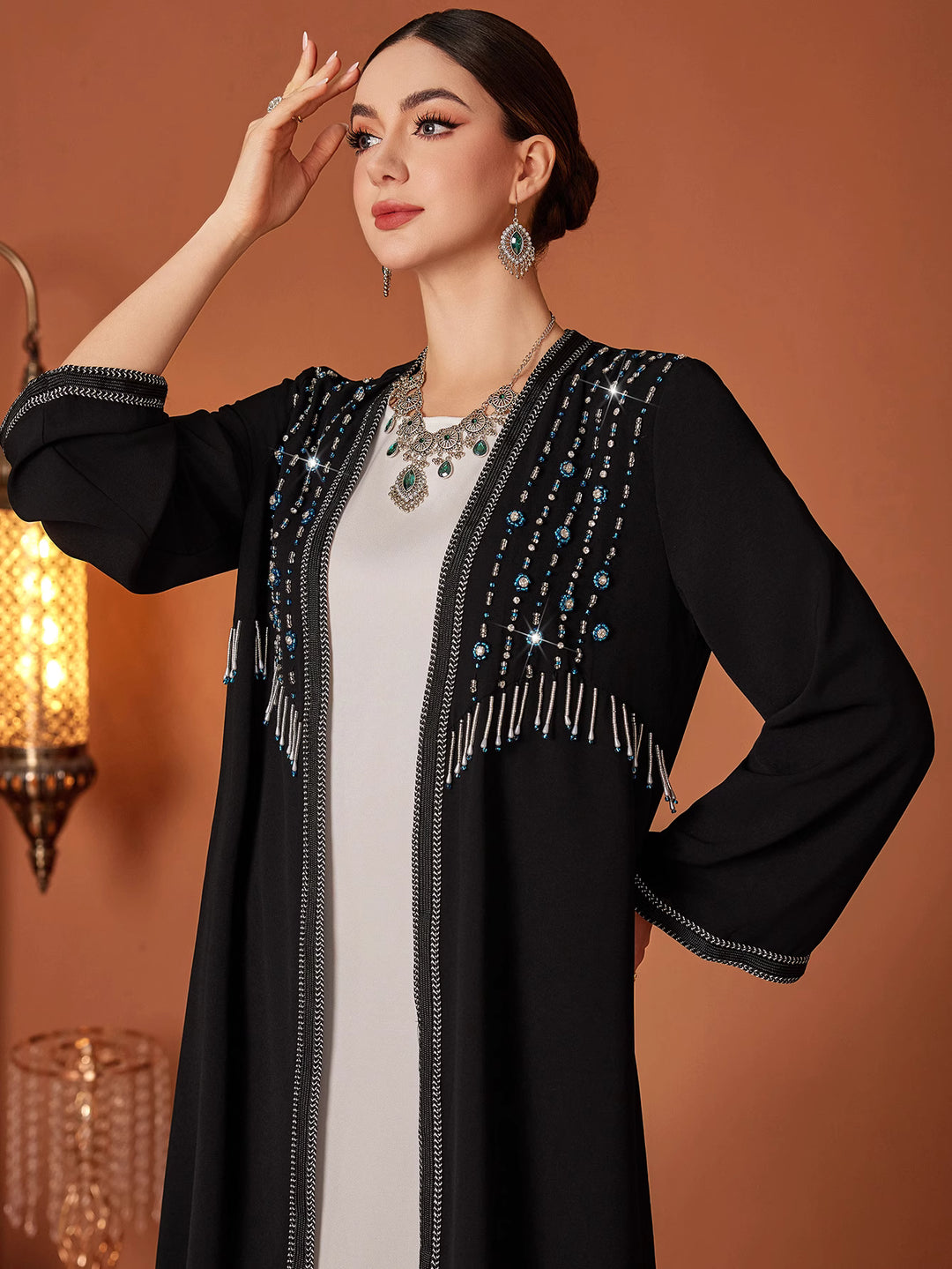 定制喇叭套装，配缎面泡泡袖 - VALENCIA 