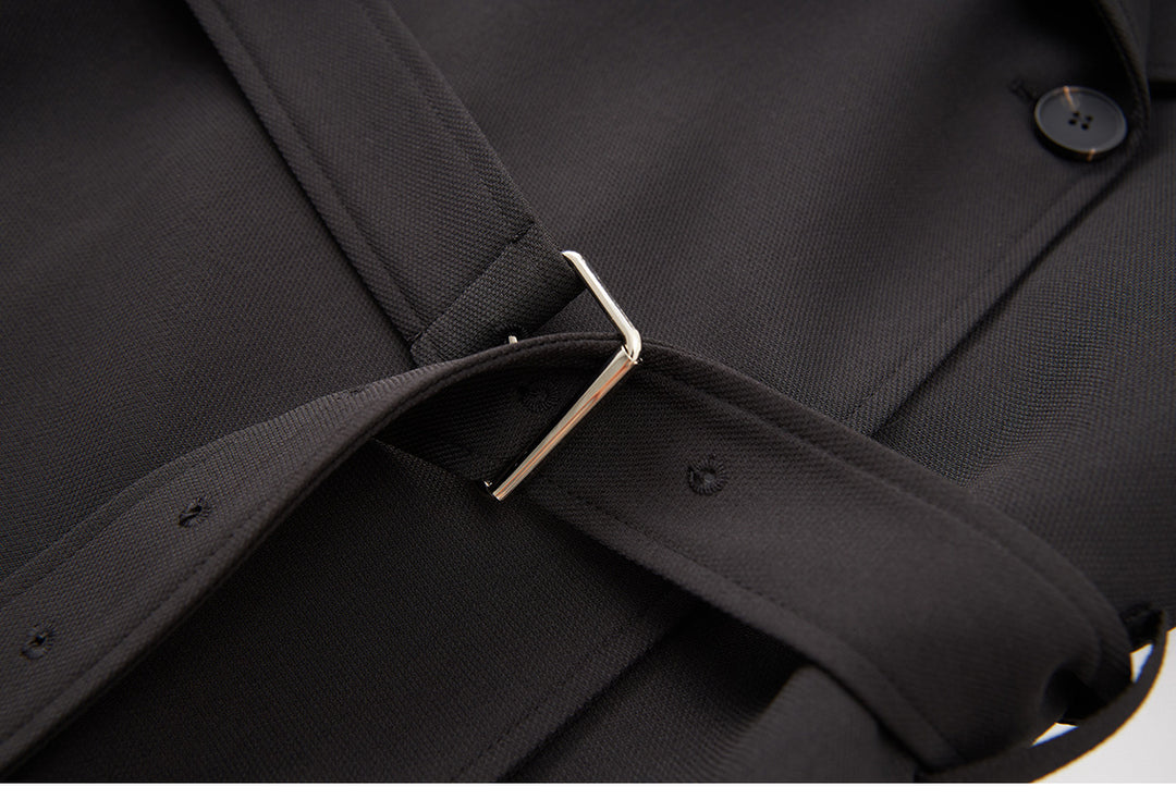 جاكيت مخملي بأزرار أمامية وحافة من الدانتيل الشفاف - صيفي