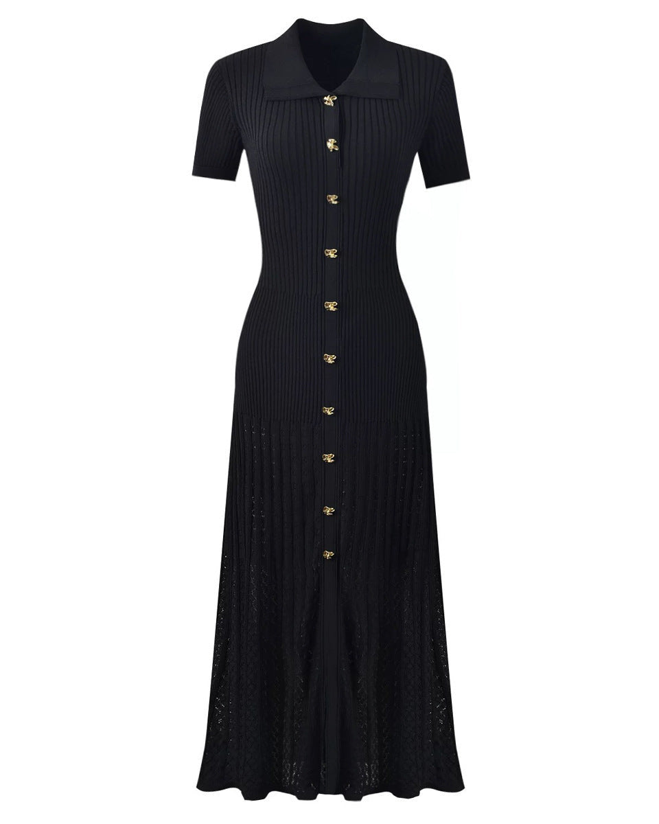 فستان ماكسي محبوك مضلع مع تفاصيل أزرار ذهبية - كيلينيت