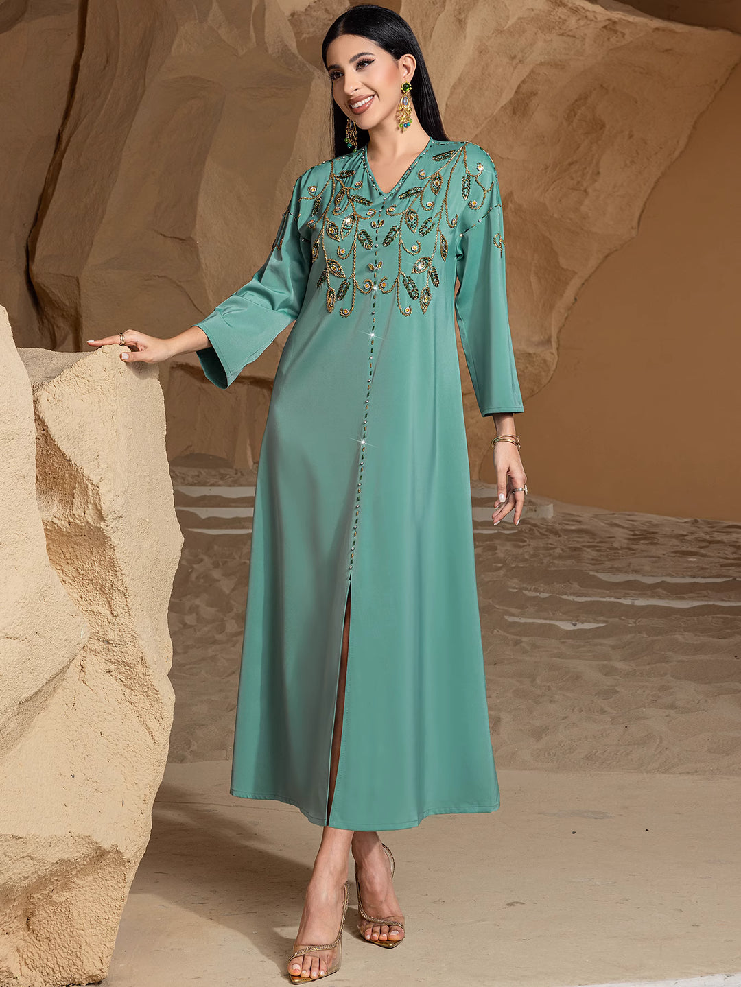 فستان بأكمام طويلة وفتحة رقبة مزينة - زاريا
