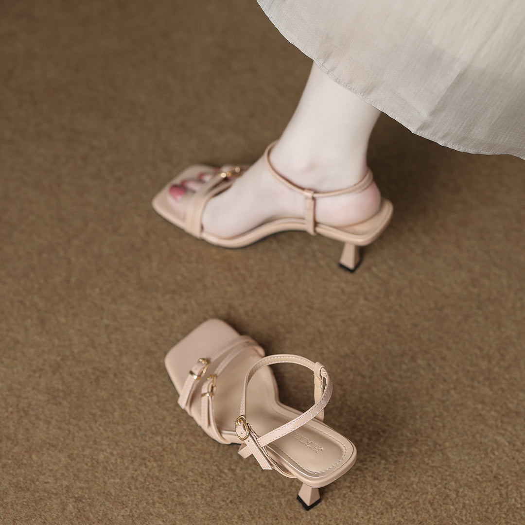 strappy square-toe sandals with buckle detail - NAYARTU