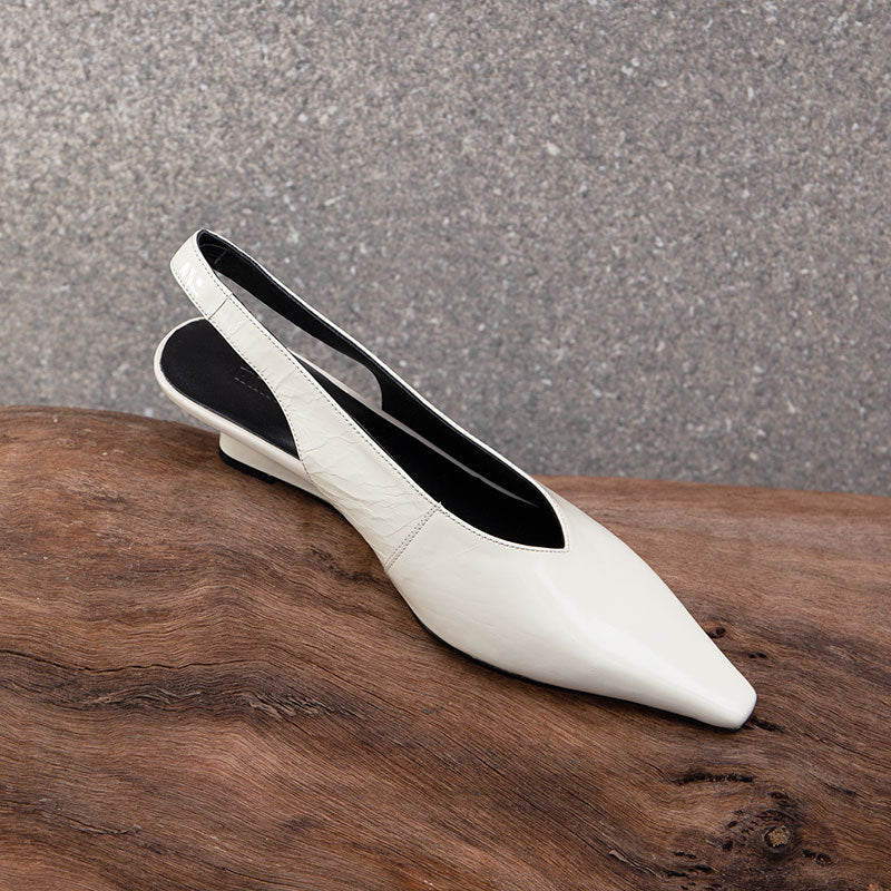 حذاء بكعب مفتوح من الخلف ومقدمة مدببة - أوراري