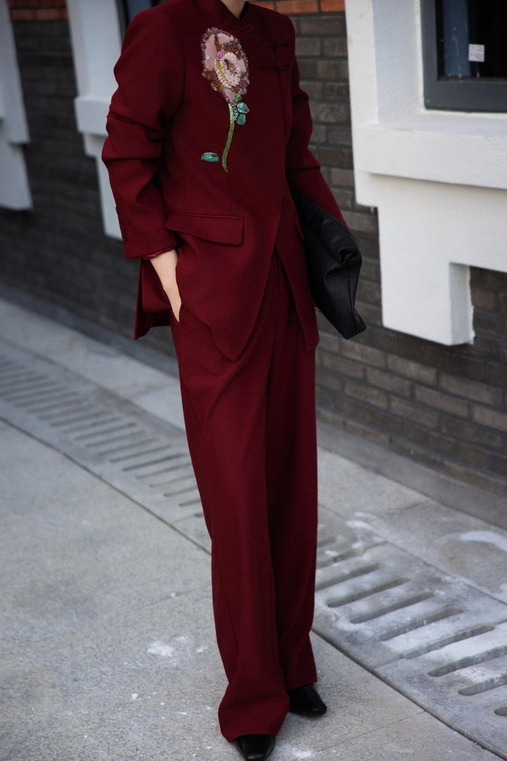 سترة سوداء مصممة بتطريز زهور بالترتر – أرليت