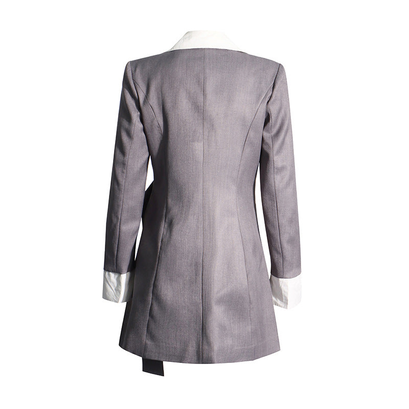 سترة مصممة بشكل غير متماثل مع ياقة متباينة – فيستا