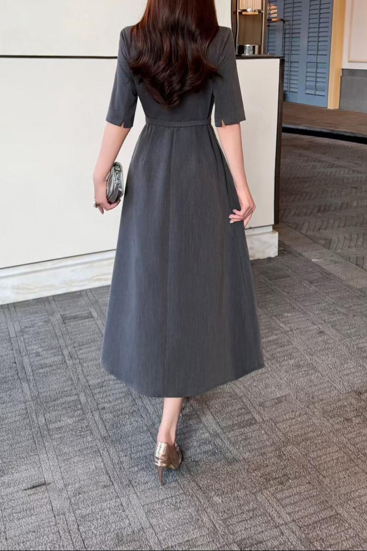 A-line midi dress with contrast collar – DARIAN