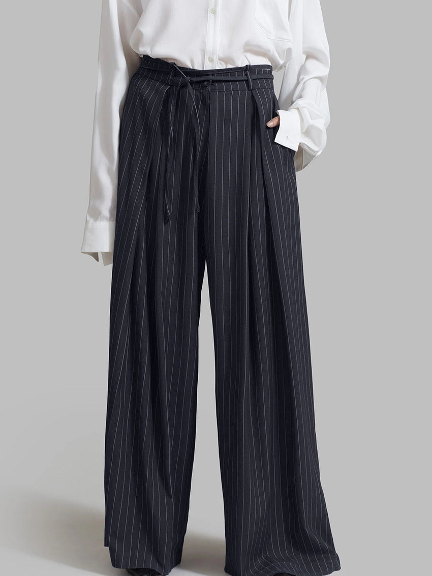wide-leg pinstripe pants with front pleats – NOIR