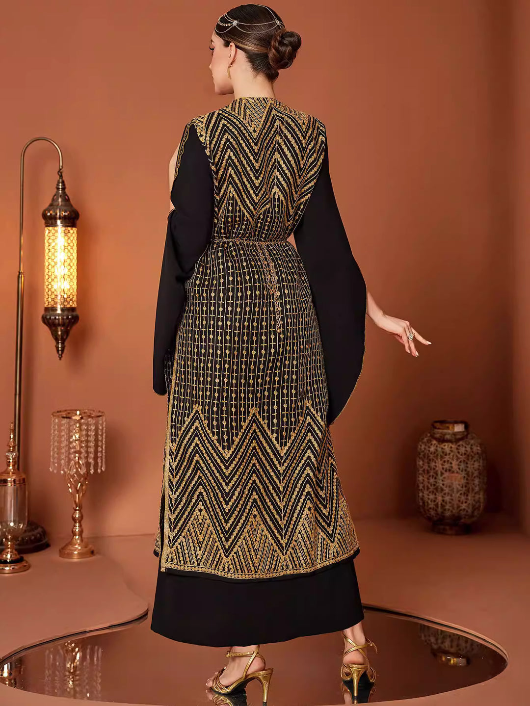 Luxury Embroidered Open Abaya with Gold Detailing – ZAHRA