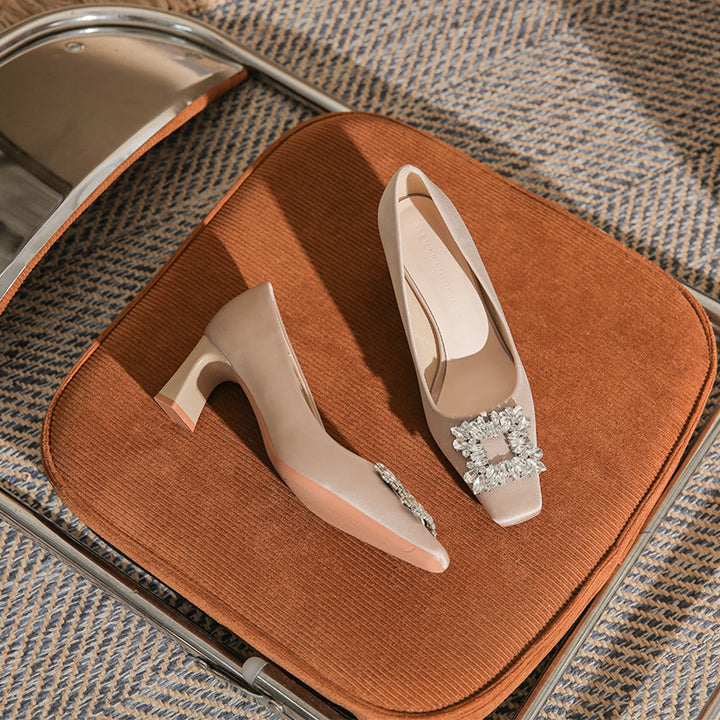 square-toe block heels with crystal buckle – AURORZAM