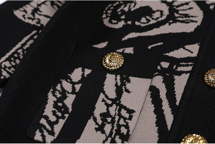 كارديجان محبوك بتصميم خط تجريدي – نوفازلي