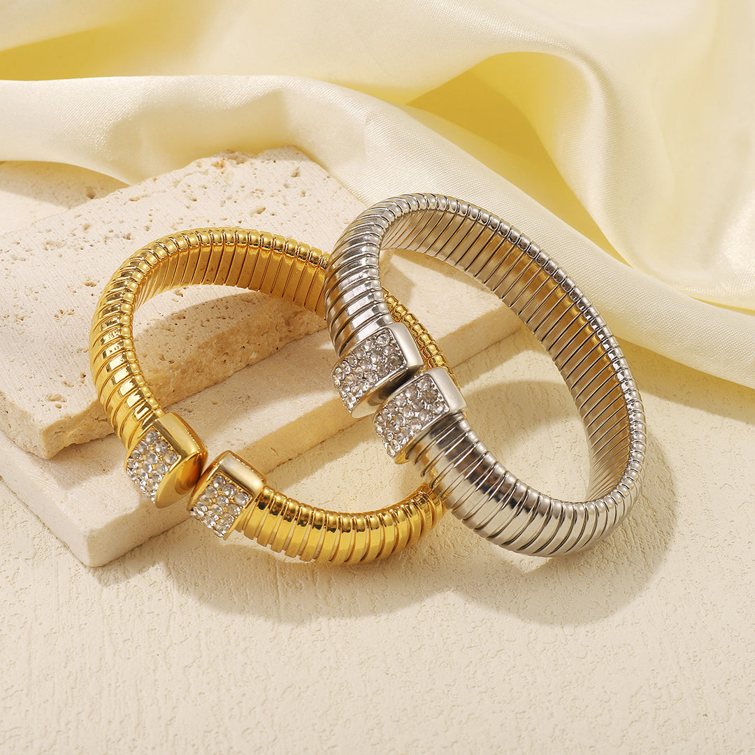 ribbed cuff bracelet with pavé crystal tips – NOVAXI