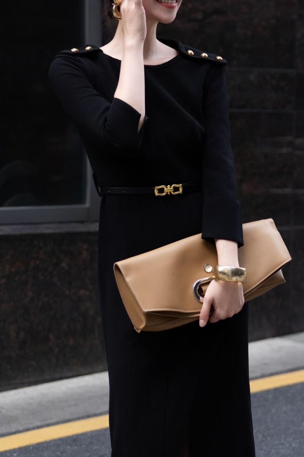 elegant shoulder-button column dress with front slit – NOIR