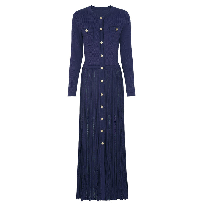 فستان محبوك بأكمام طويلة وأزرار أمامية – إلارا