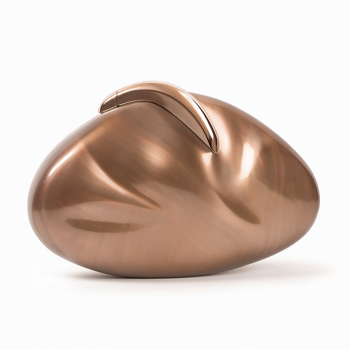 حقيبة كلاتش من الراتنج المنحوت بمشبك هلالي ذهبي – سيليزريت