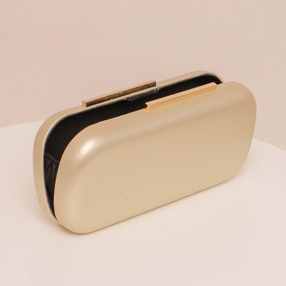 Minimal metallic clutch with smooth finish – GOLDEN