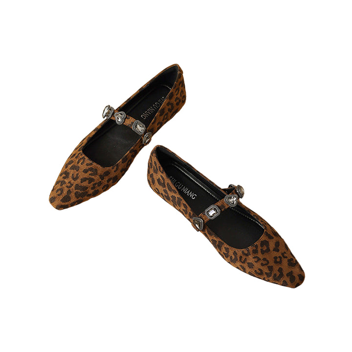 pointed flats with embellished strap - ZOYANRIT