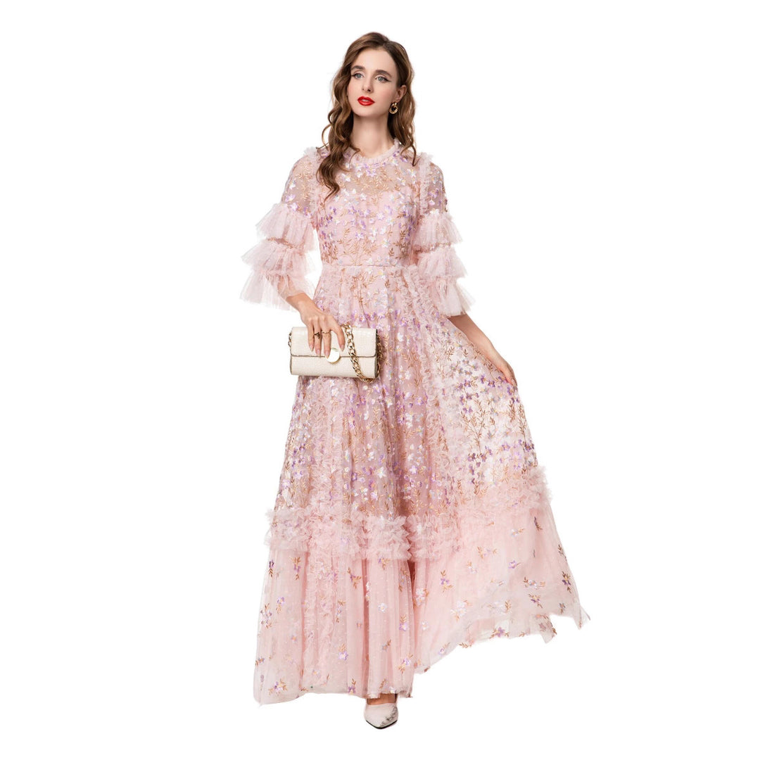 فستان من التول متعدد الطبقات مع تطريز زهور الترتر – أورورا