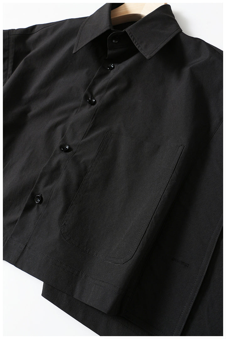 بدلة مصممة خصيصًا بأزرار ذهبية – مارون