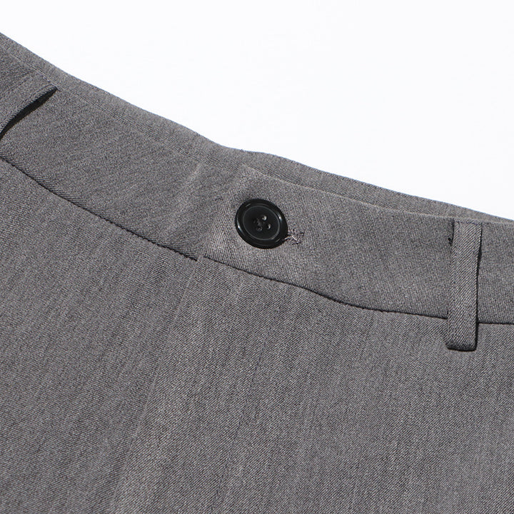 طقم مكون من بلوزة قصيرة مكشوفة الكتفين وبنطلون مُفصل متعدد الطبقات – نوار إيدج