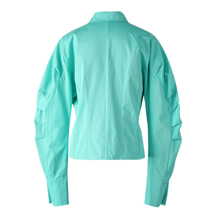 قميص بأزرار أمامية منحوت وأكمام محددة – مينتارا