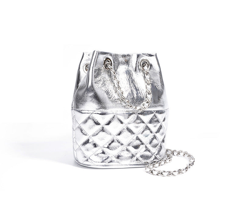 geweven rieten draagtas met dubbele leren handvatten – LÉONIE 