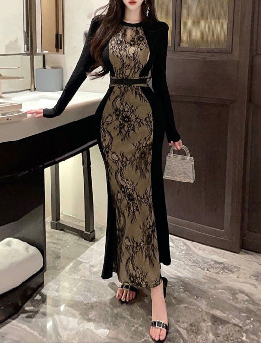 فستان متوسط ​​الطول بأكمام طويلة ولوحة دانتيل وحواف متباينة – سيرينا