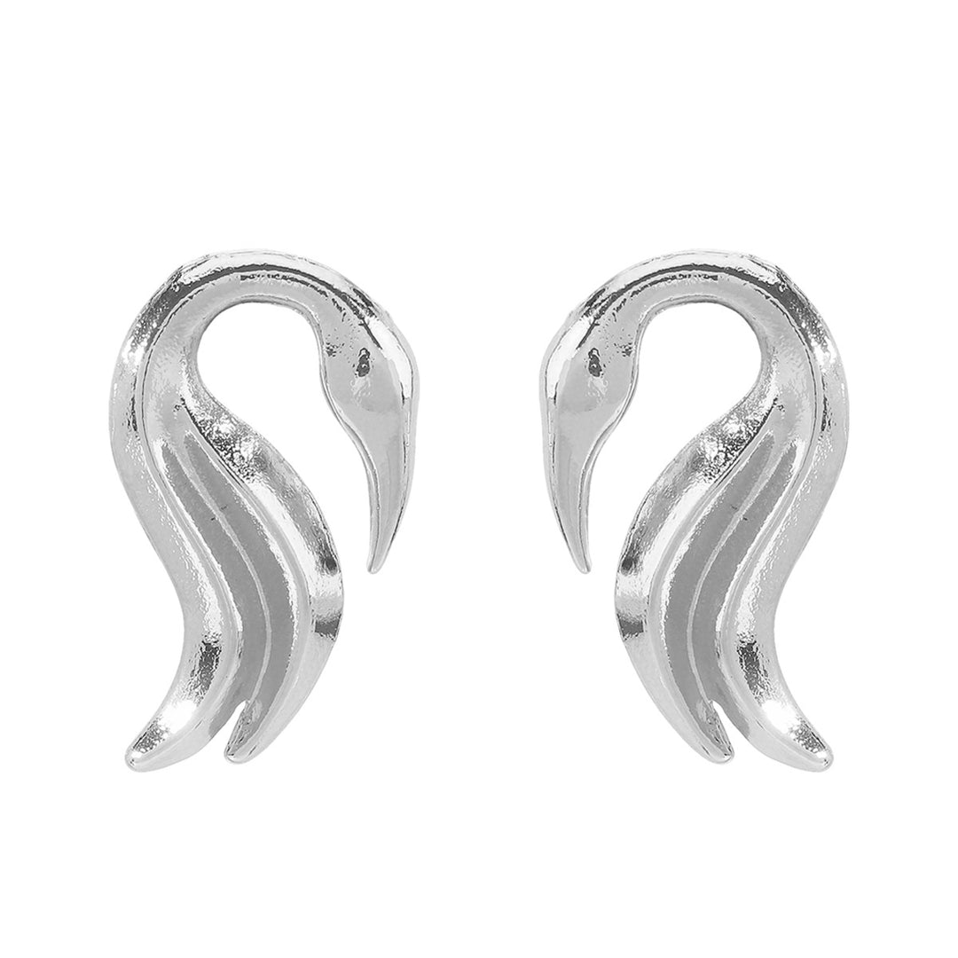 minimalist swan-shaped silver earrings – CYRA