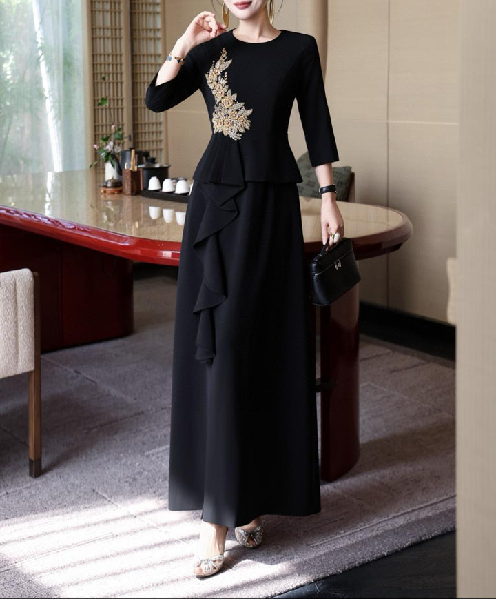 فستان ببلوم مزخرف مع تنورة بكشكشة متتالية – نوير