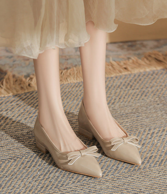 حذاء مسطح مدبب بتفاصيل فيونكة – مايرو