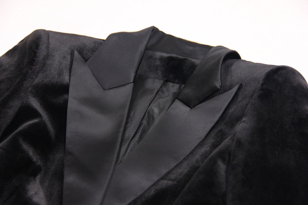 سترة مخملية بأكمام مزينة بالريش – ستيلافيا