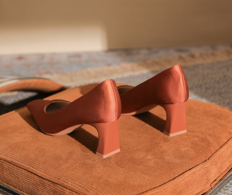 Haut à manches évasées plissées et ensemble jupe longue avec ceinture à la taille – Rosiny 