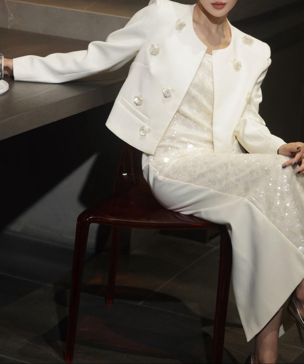 فستان عمودي بدون أكمام مزين بالترتر مع سترة قصيرة مزينة – أورورا