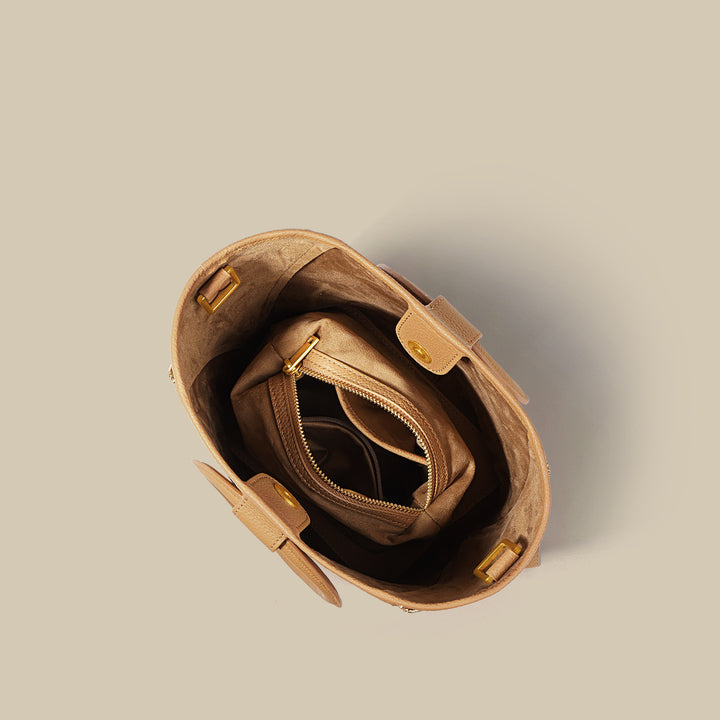 gewebte Rattan-Tragetasche mit doppelten Ledergriffen – LÉONIE 