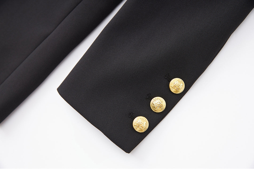 جاكيت مخملي بأزرار أمامية وحافة من الدانتيل الشفاف - صيفي