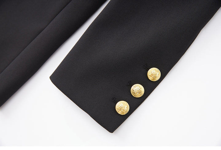 جاكيت مخملي بأزرار أمامية وحافة من الدانتيل الشفاف - صيفي